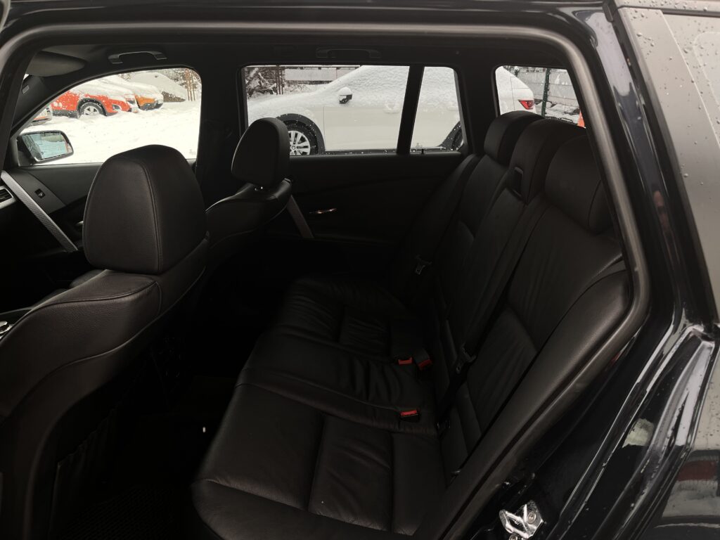 BMW 530 M-pakett 3.0 170kW